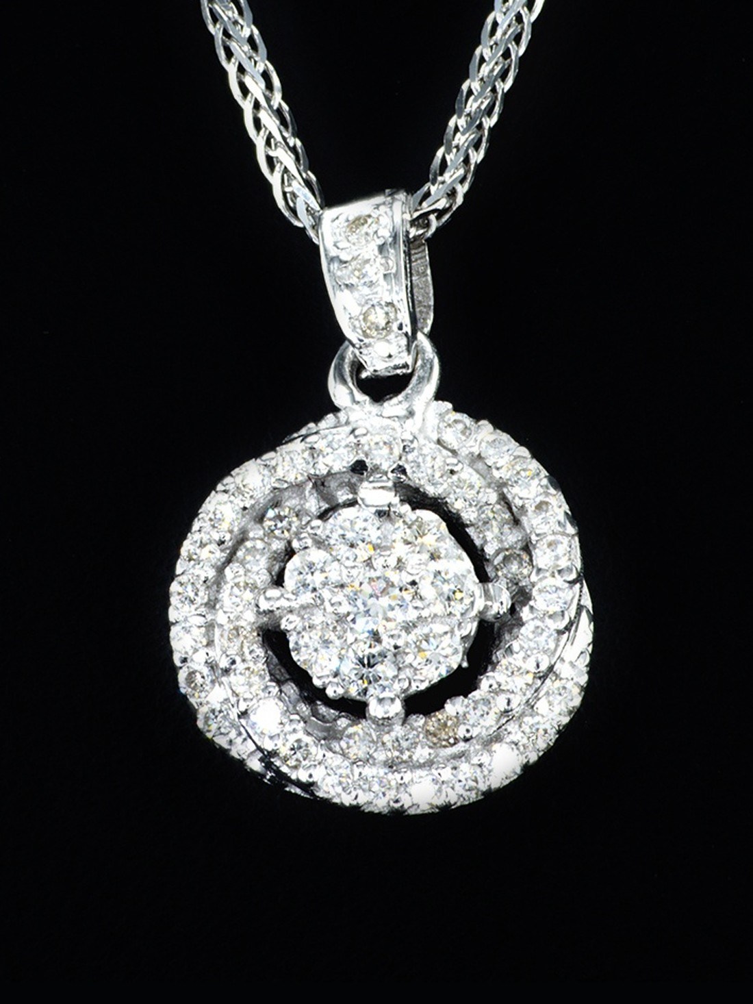 Halo Cluster Pendant