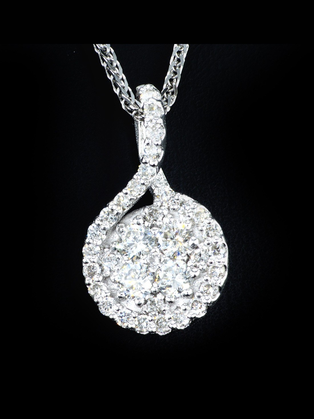 Halo Cluster Pendant